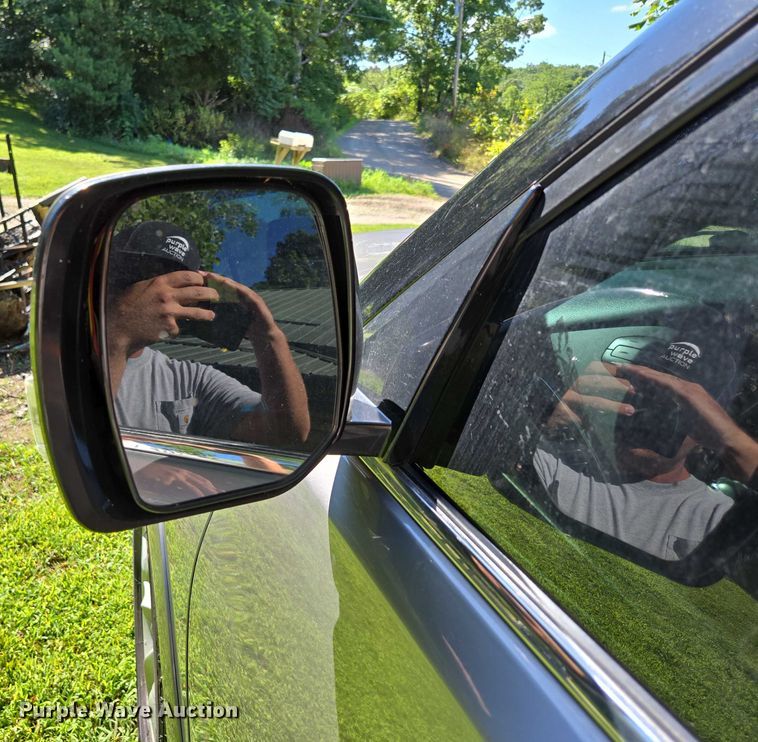 image for item ED2149 2012 Infiniti QX56 SUV