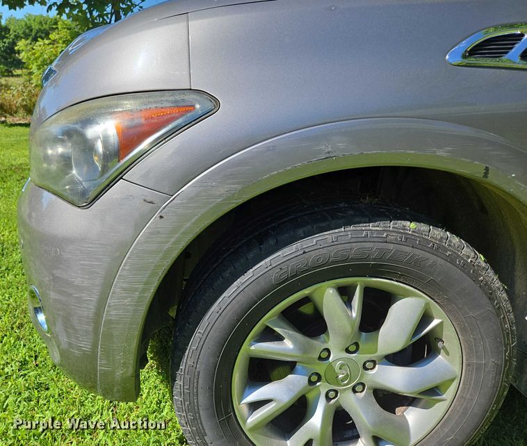 image for item ED2149 2012 Infiniti QX56 SUV