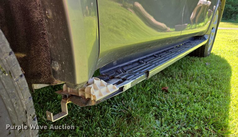 image for item ED2149 2012 Infiniti QX56 SUV