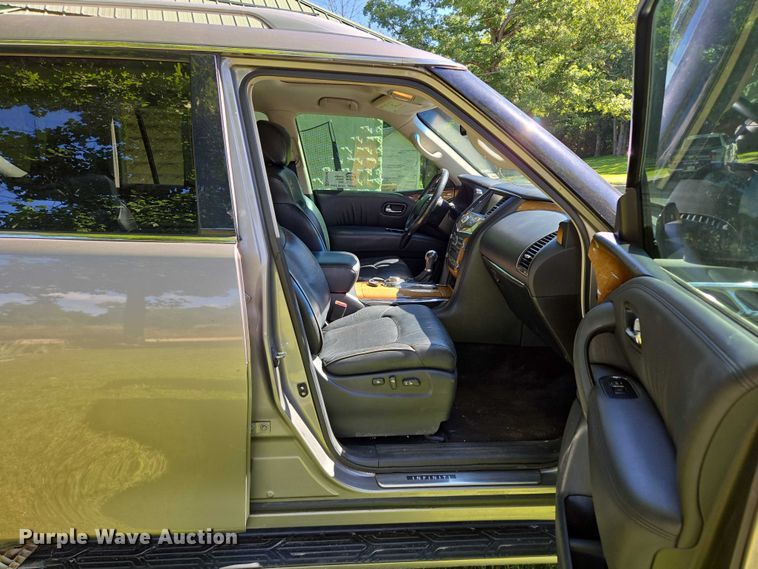 image for item ED2149 2012 Infiniti QX56 SUV