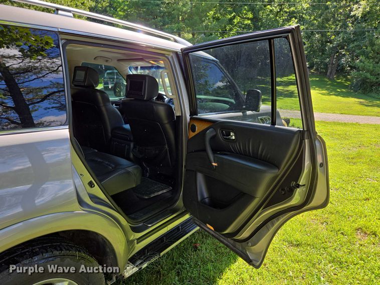 image for item ED2149 2012 Infiniti QX56 SUV