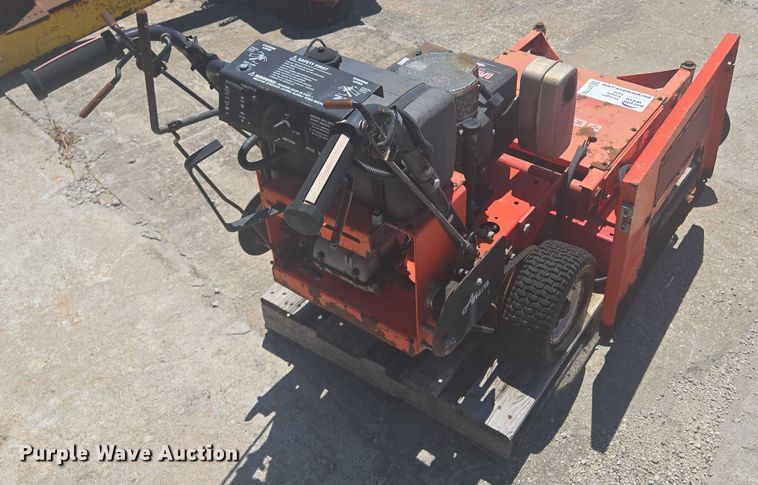 image for item EF1702 Ariens Gravely Pro 32 lawn mower