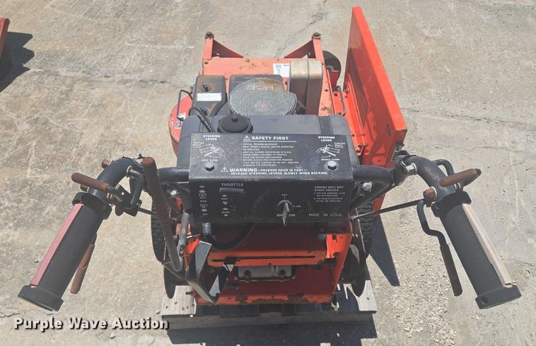 image for item EF1702 Ariens Gravely Pro 32 lawn mower