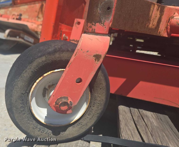 image for item EF1702 Ariens Gravely Pro 32 lawn mower