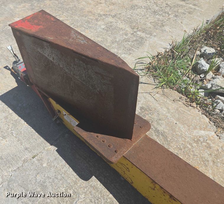 image for item EF1702 Ariens Gravely Pro 32 lawn mower