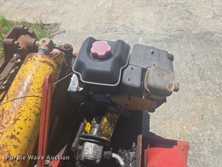 image for item EF1702 Ariens Gravely Pro 32 lawn mower