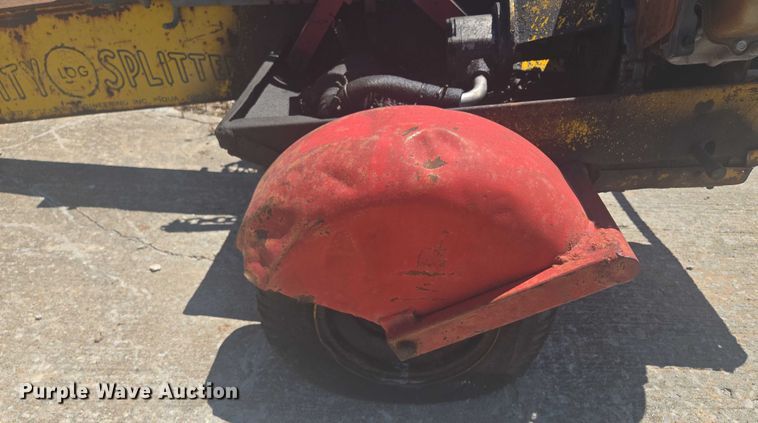 image for item EF1702 Ariens Gravely Pro 32 lawn mower