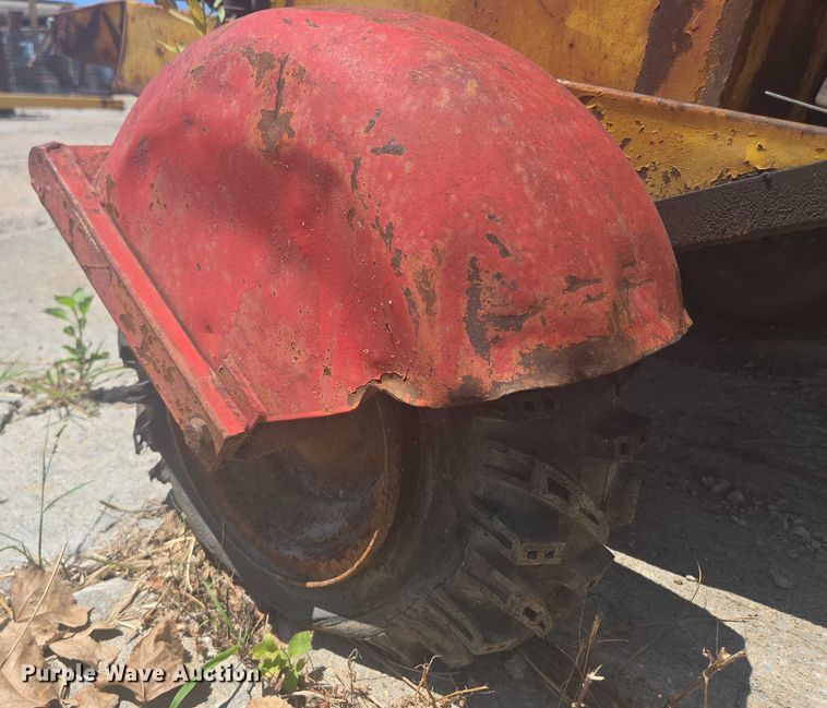 image for item EF1702 Ariens Gravely Pro 32 lawn mower