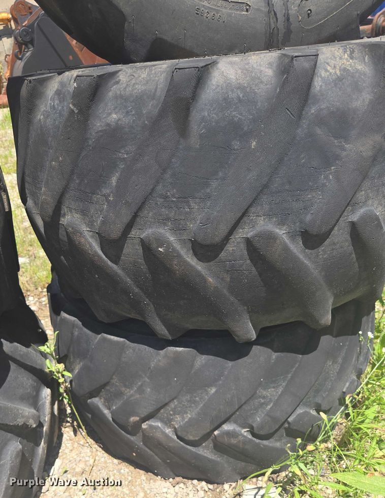 image for item EF1708 (6) 13x15.50-15 tires and wheels