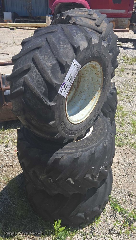 image for item EF1709 (6) 31x15.50-14 tires and wheels