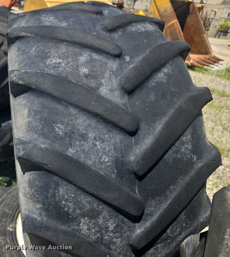 image for item EF1709 (6) 31x15.50-14 tires and wheels