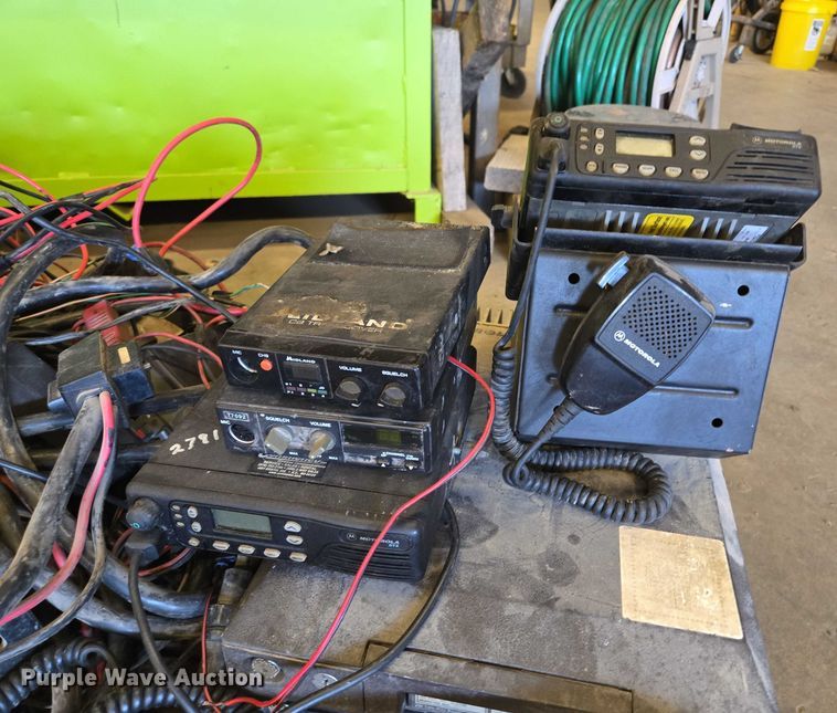 image for item EF1715 Radios