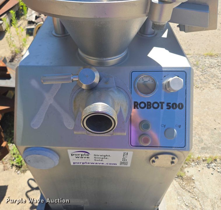 image for item EF1722 Reiser Vemag Robot 500 vacuum filler