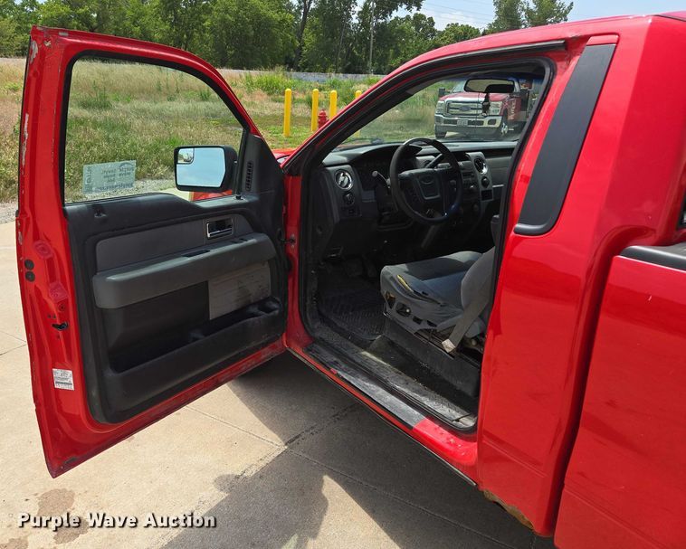 image for item EF1754 2011 Ford F150 pickup truck