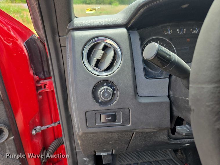 image for item EF1754 2011 Ford F150 pickup truck