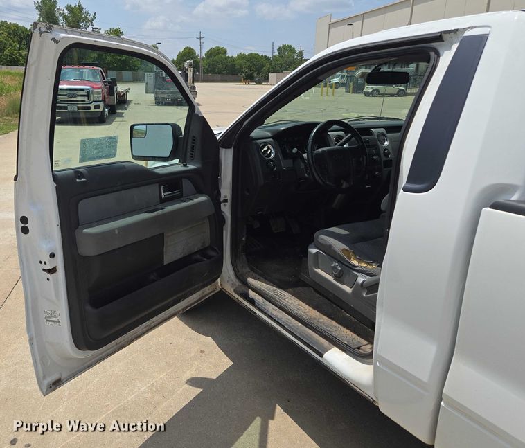 image for item EF1756 2012 Ford F150 pickup truck