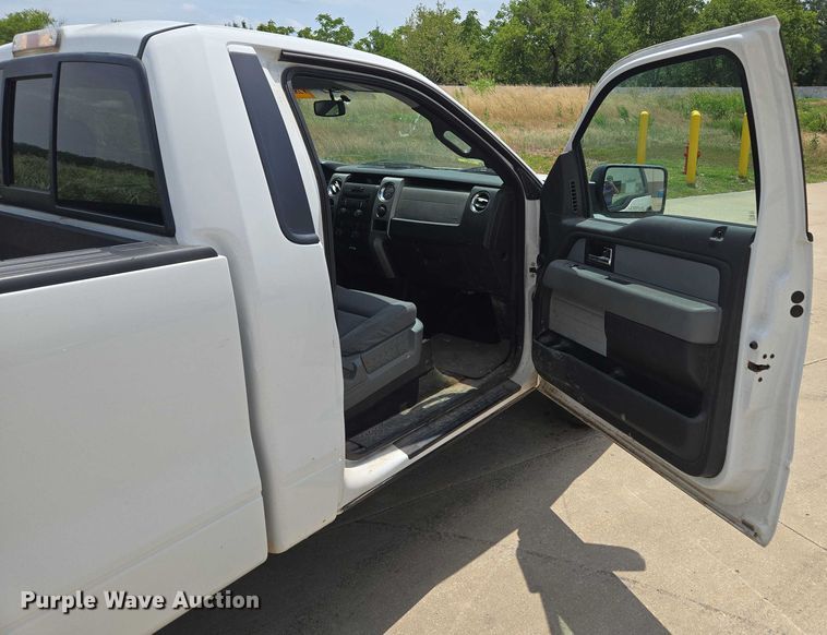 image for item EF1756 2012 Ford F150 pickup truck