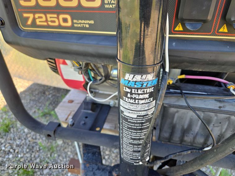 image for item EF1774 1996 P L818TA2 enclosed cargo trailer