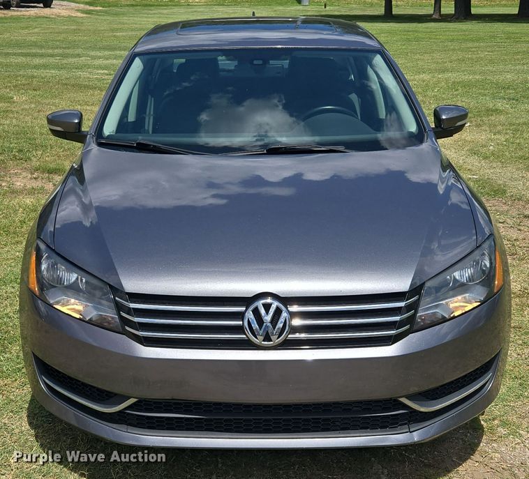 image for item EF1775 2014 Volkswagen Passat TSI SE 