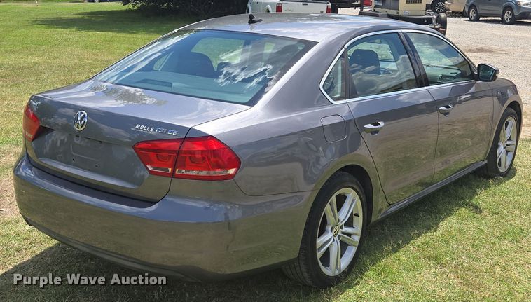 image for item EF1775 2014 Volkswagen Passat TSI SE 