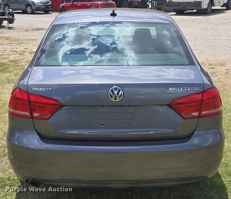 image for item EF1775 2014 Volkswagen Passat TSI SE 