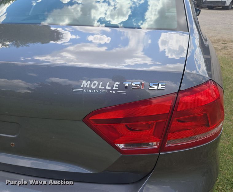 image for item EF1775 2014 Volkswagen Passat TSI SE 