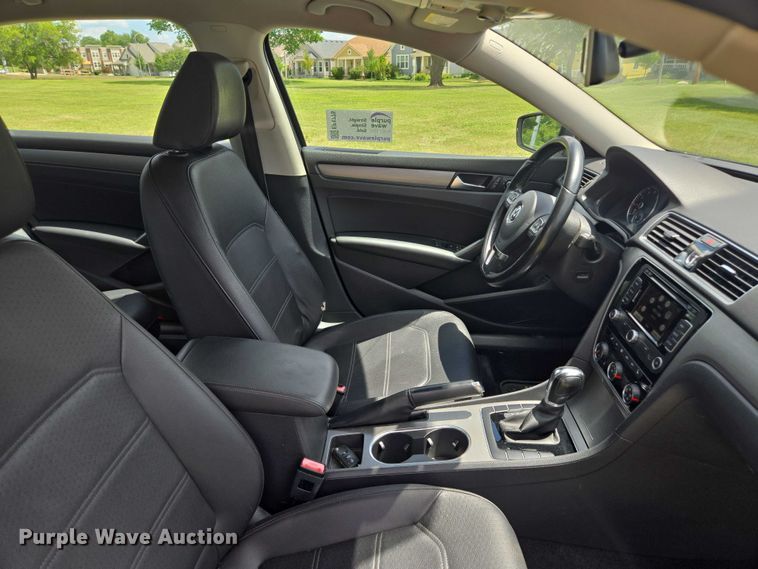 image for item EF1775 2014 Volkswagen Passat TSI SE 