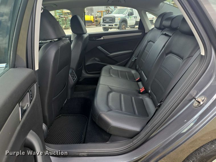 image for item EF1775 2014 Volkswagen Passat TSI SE 