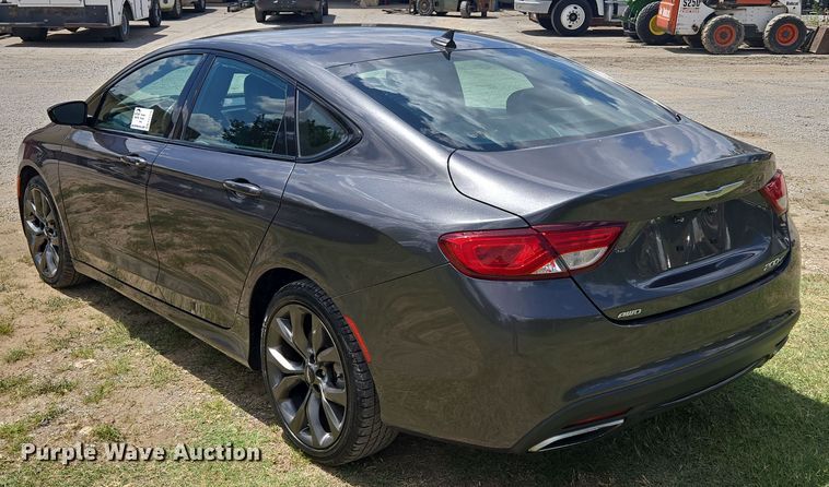 image for item EF1776 2015 Chrysler 200 S 