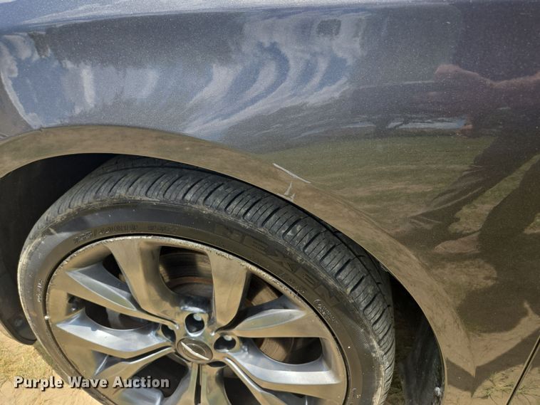 image for item EF1776 2015 Chrysler 200 S 