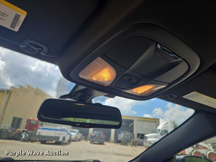 image for item EF1776 2015 Chrysler 200 S 