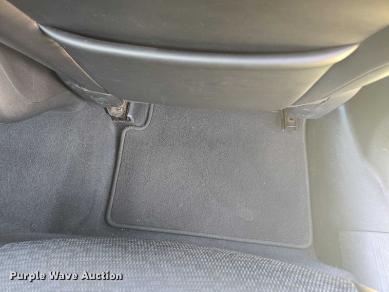 image for item EF1776 2015 Chrysler 200 S 