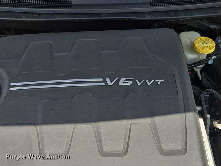 image for item EF1776 2015 Chrysler 200 S 