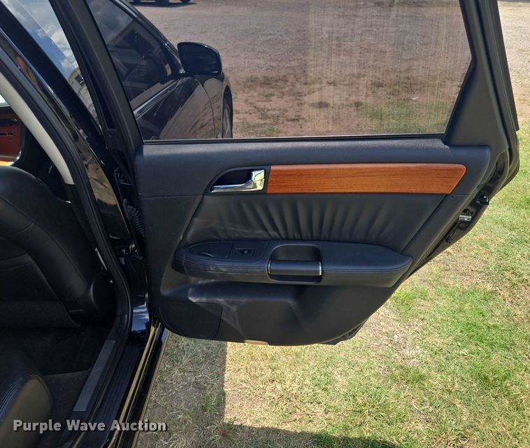 image for item EF1777 2006 Infiniti M35X 