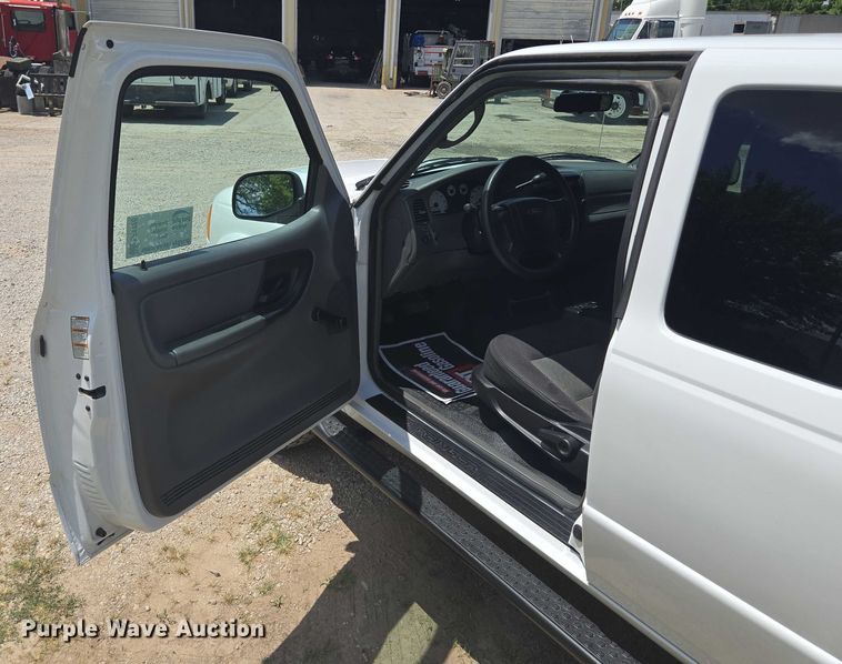 image for item EF1778 2004 Ford Ranger Edge SuperCab pickup truck