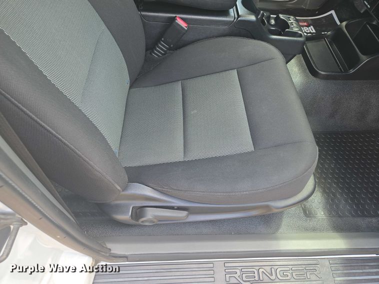 image for item EF1778 2004 Ford Ranger Edge SuperCab pickup truck