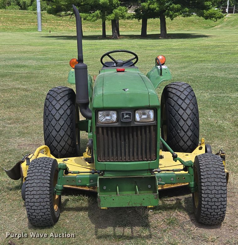 image for item EF1780 1980 John Deere 850 tractor