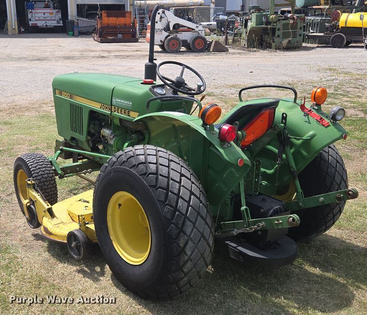 image for item EF1780 1980 John Deere 850 tractor