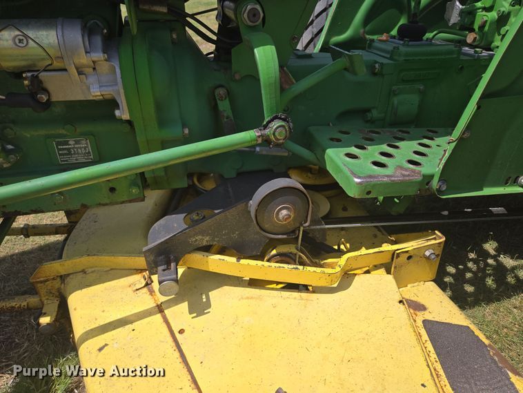 image for item EF1780 1980 John Deere 850 tractor