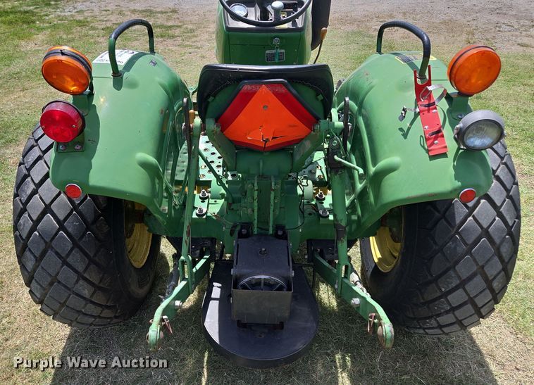 image for item EF1780 1980 John Deere 850 tractor