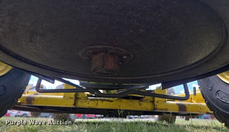 image for item EF1780 1980 John Deere 850 tractor