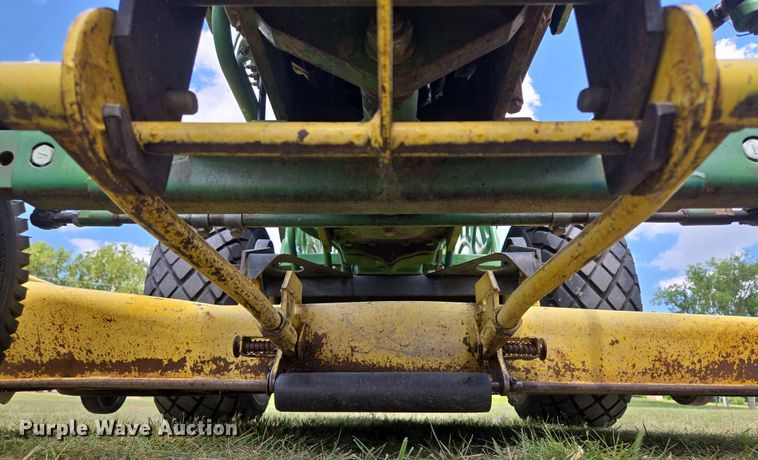 image for item EF1780 1980 John Deere 850 tractor