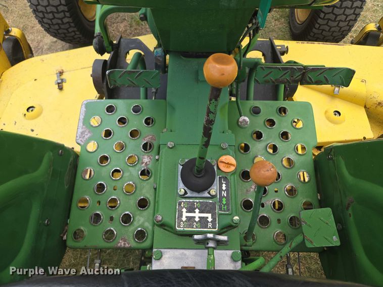 image for item EF1780 1980 John Deere 850 tractor