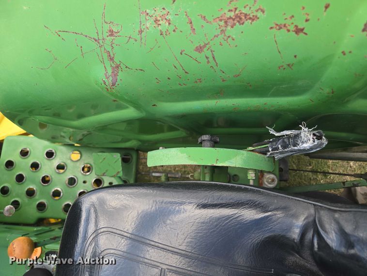 image for item EF1780 1980 John Deere 850 tractor