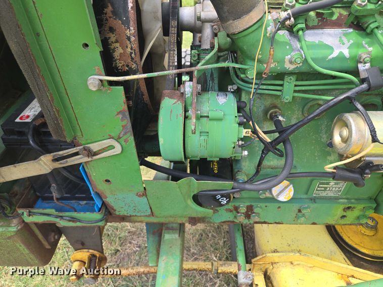 image for item EF1780 1980 John Deere 850 tractor