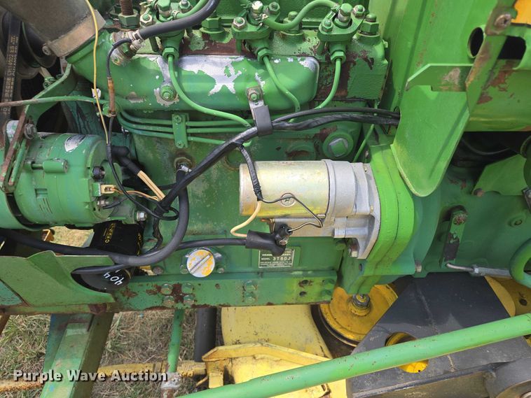 image for item EF1780 1980 John Deere 850 tractor