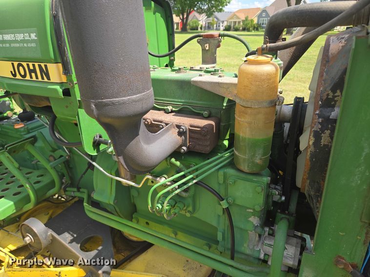 image for item EF1780 1980 John Deere 850 tractor