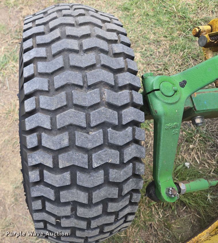 image for item EF1780 1980 John Deere 850 tractor