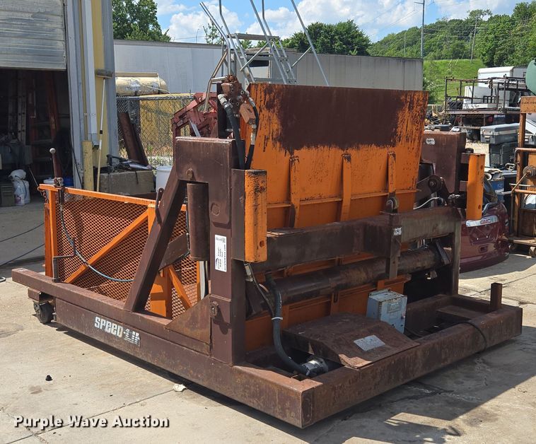 image for item EF1782 Speed Lift SL8000 loading dock