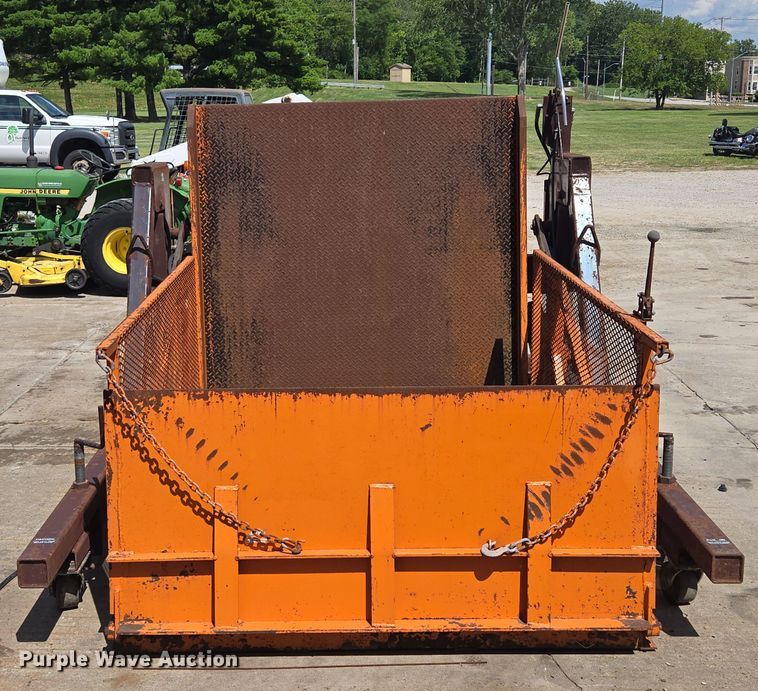 image for item EF1782 Speed Lift SL8000 loading dock